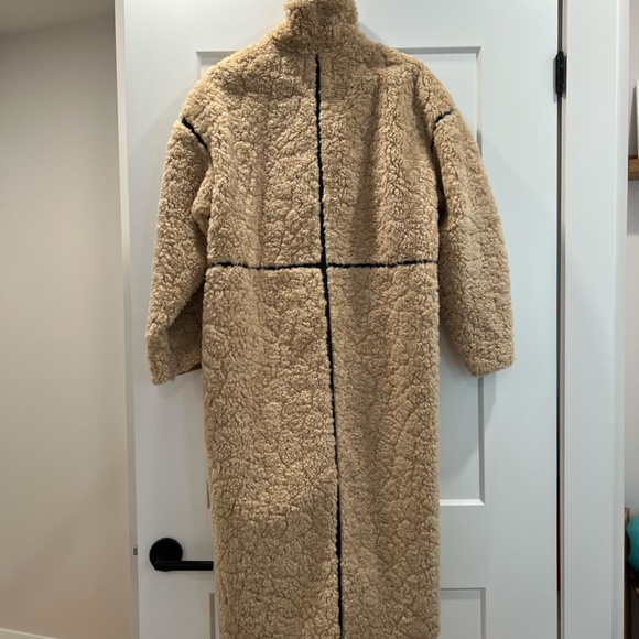 Long Teddy Coat in Faux Shearling - Picture 4 of 5